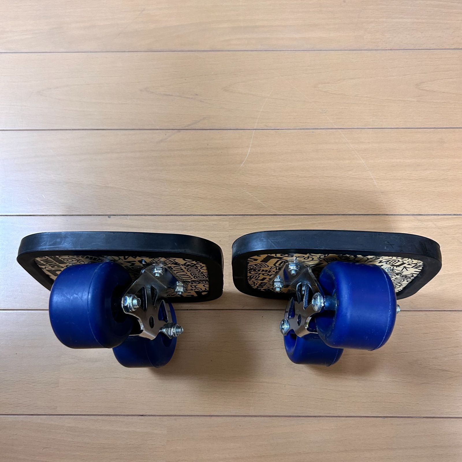 【直販大阪】未使用フリーラインスケートグロム　Freeline Skate New Grom スケートボード