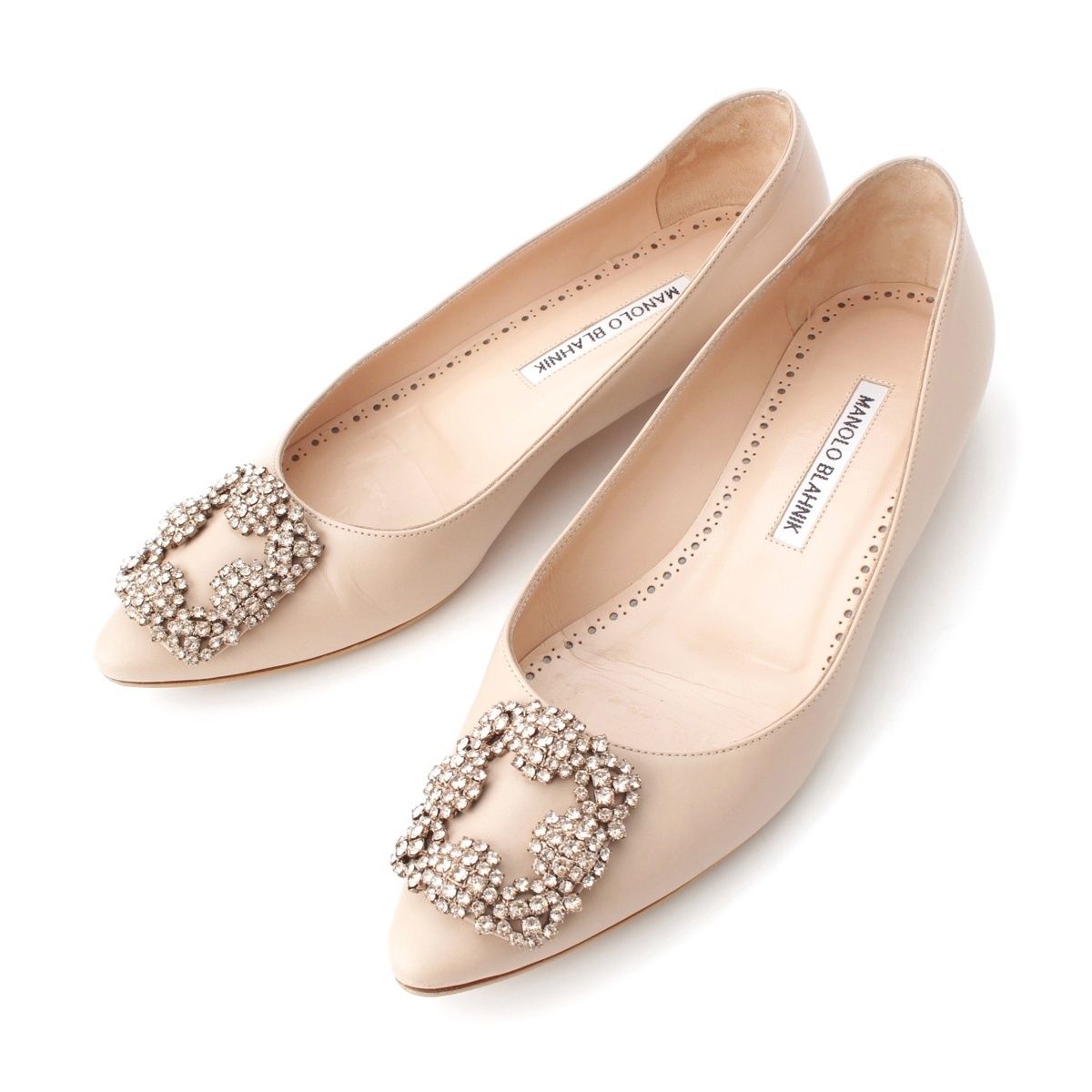 美品 マノロブラニク 36 23 ハンギシ レース ビジュー バックル ベージュ マノロブラニク ハンギシ レザー ビジュー フラット パンプス ピンク