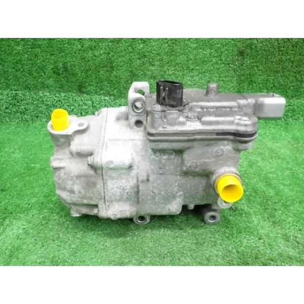 プリウス ZVW30 エアコンコンプレッサー S 送り込ま ヒタチ 042200  