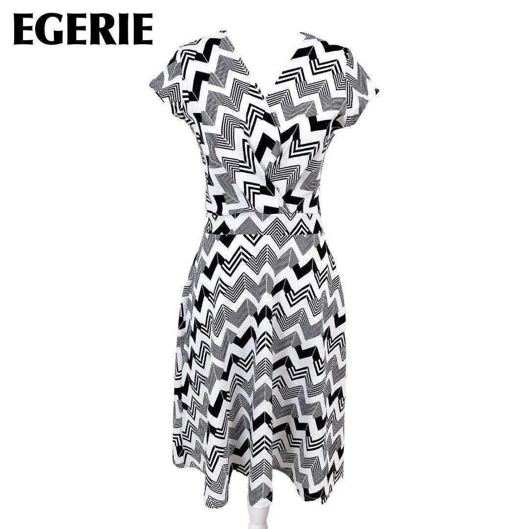 EGERIE 半袖ワンピース シアサッカー サイズ不明 白×黒 ギザギザ総柄