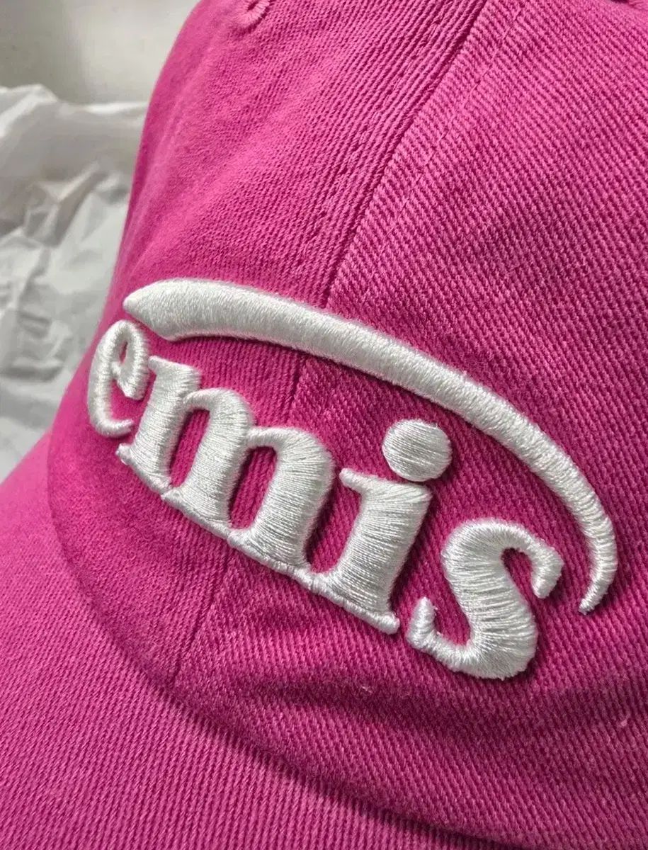 emis キャップ ピンク ピグメント加工 美品 正規 MAISON SPECIAL Pigment Cap ピグメント メゾン スペシャル キャップ  21259665802 6-panel 帽子 カーキ F 本物 827P☆2 MAISON SPECIAL キャップ 帽子 「NEW ERA ×  SPECIAL」NEW Collaboration PRIZE OUT emis キャップ　本物