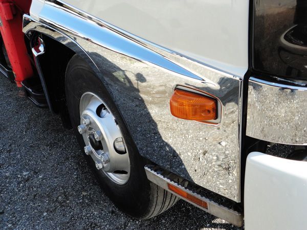 日野 レンジャー レンジャー プロ フロント ドア ガーニッシュ メッキタイプ 日野 レンジャープロ メッキドアガーニッシュ 左右セット - メルカリ