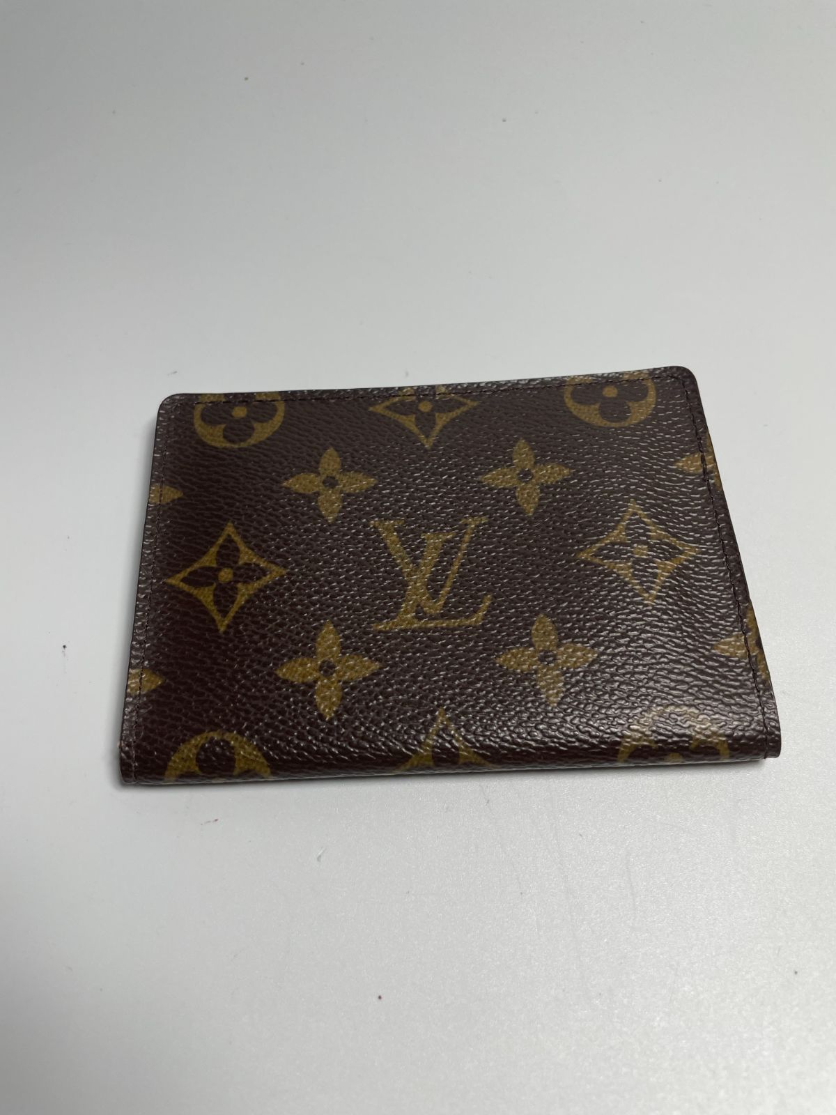 ルイヴィトン モノグラム パスケース B25080571