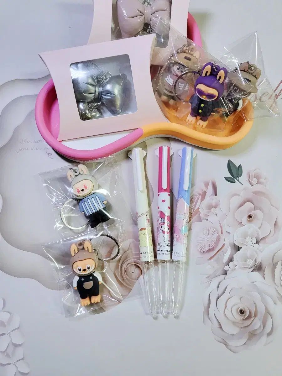 3 色鉛筆ホルダーセット スタイルフィット ポムポムプリン マイメロディ キキララ ホルダー