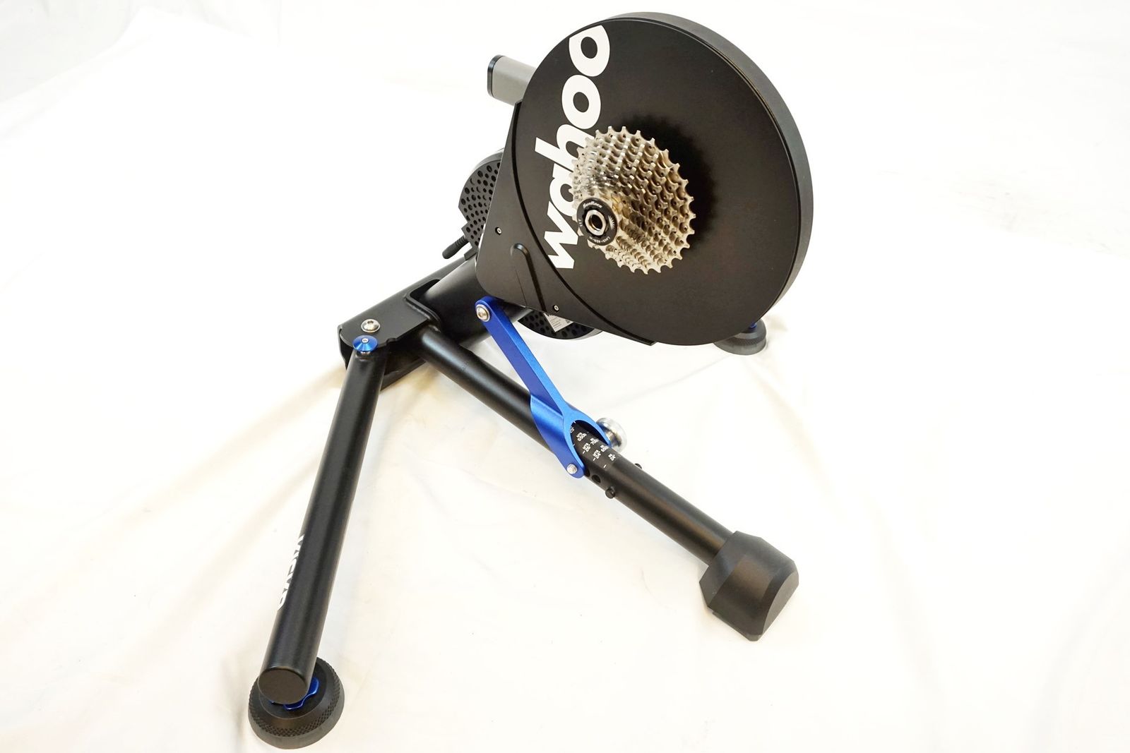WAHOO 「ワフー」 KICKR V5 WF113 スマートトレーナー