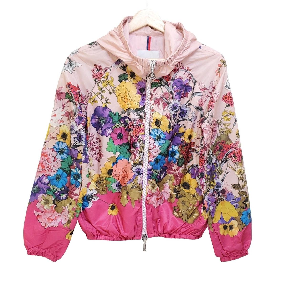 美品　MONCLER　ナイロンパーカ　ボタニカル　花柄　GIASONE　サイズ2 ショップ 美品 MONCLER ナイロンパーカ ボタニカル 花柄 GIASONE