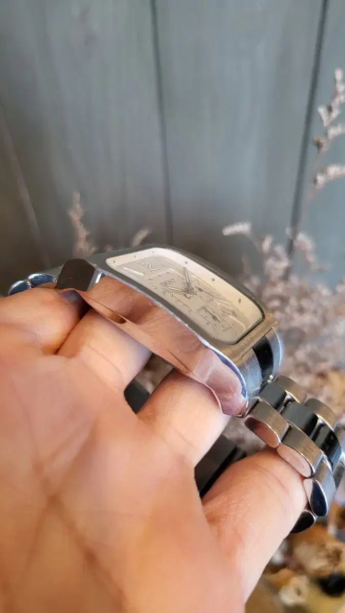 ヴィンテージ レトロ DKNY スクエア メタル 腕時計