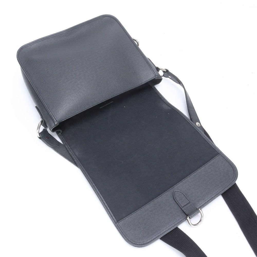 美品 ルイヴィトン タイガ アンドレイ アルドワーズ M32482
