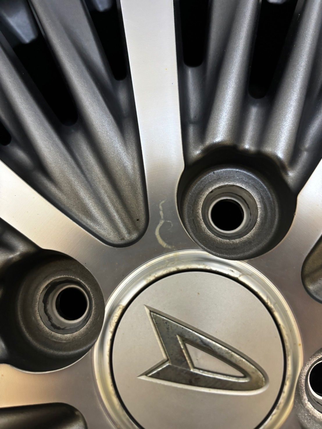 ダイハツ純正15インチ 165/65/R15ホイールタイヤ4本セット