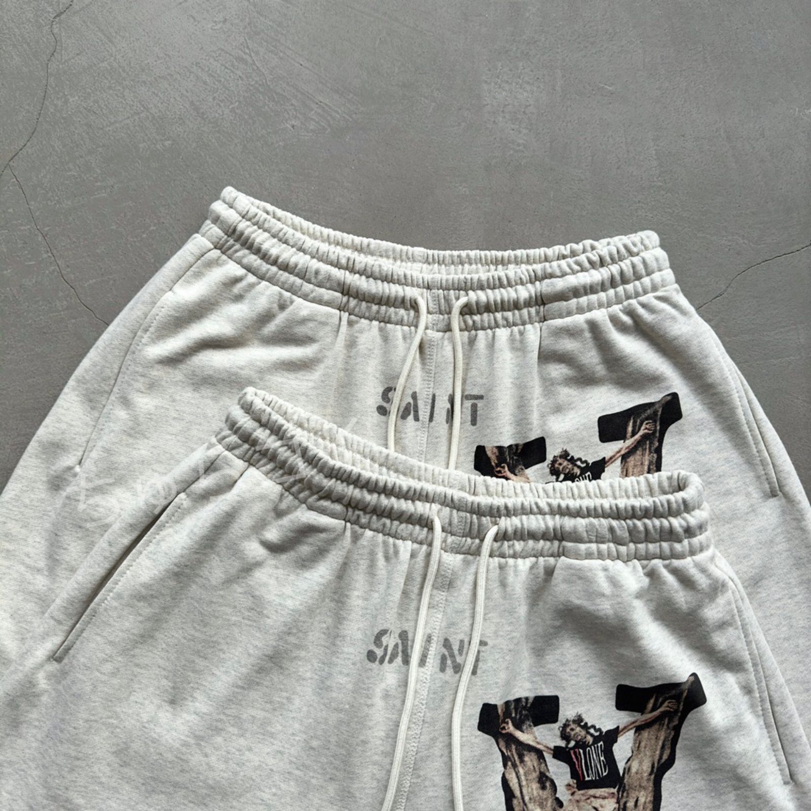 人気 コラボ セントマイケル Saint Michael × Vlone スウエット ショートパンツ m2112