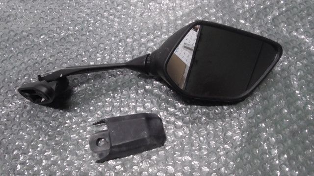 YZF-R25 RG43J-006xxx の ミラー 右 傷:#1744677994