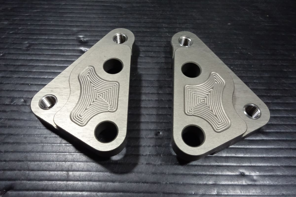 SOUP-UP ブレンボ キャリパーサポート 40mm GSX1100Sカタナ ファイナルエディション GU76A 刀 KATANA スーアップ R20250922