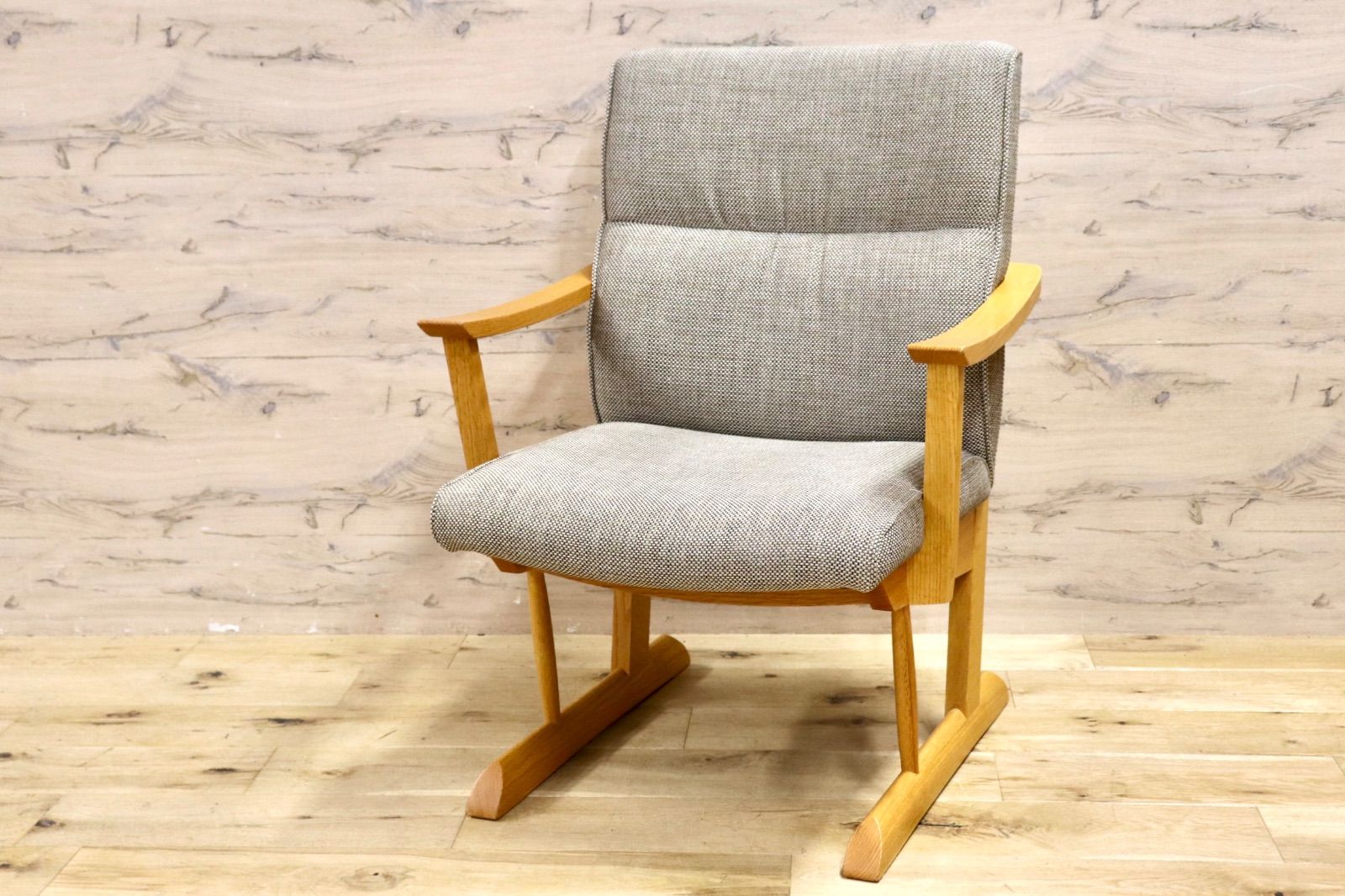 GMIS268C○飛騨産業 | HIDA キツツキ KAYA ダイニングチェア アームチェア 椅子 ファブリック オーク材 無垢 モダン 定価約12万