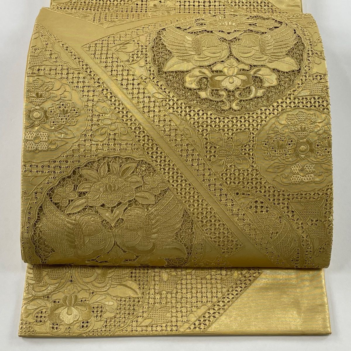 袋帯 関西仕立て 向鳥 草花 刺繍 箔 金色 六通 正絹