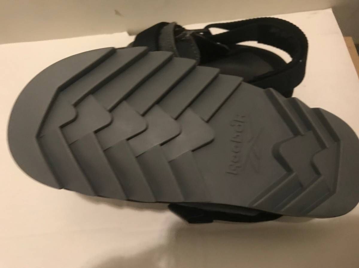 サイズUS4-US9 (22cm-27cm相当)□新品 本物□リーボック REEBOK 