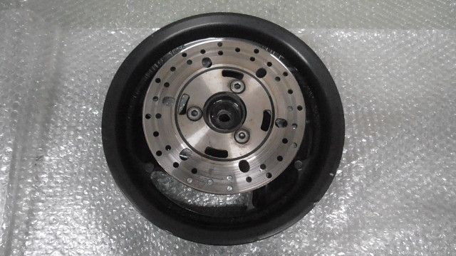 アクシスZ SED7J-021xxx の フロントホイール 1759985103