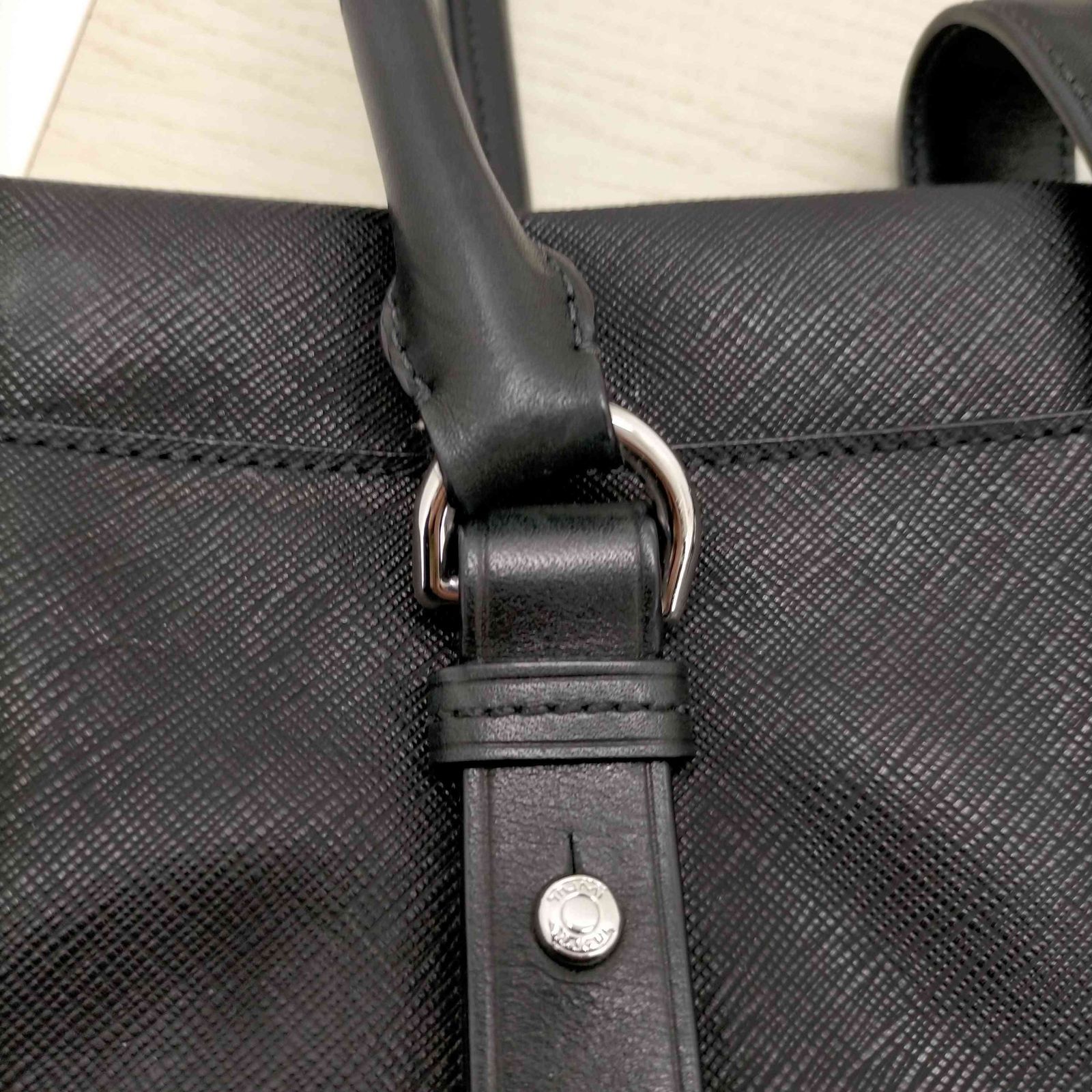 【希少品】TUMI Villa Turin トゥミ ヴィラ トリノ　トートバッグ Yahoo!オークション -「tumi villa」(ファッション) の落札相場