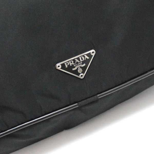 美品 PRADA プラダ 三角ロゴ ナイロン リュック バックパック ブラック プラダ バックパック 2WAYバッグ 黒 ナイロン 三角ロゴ 61746