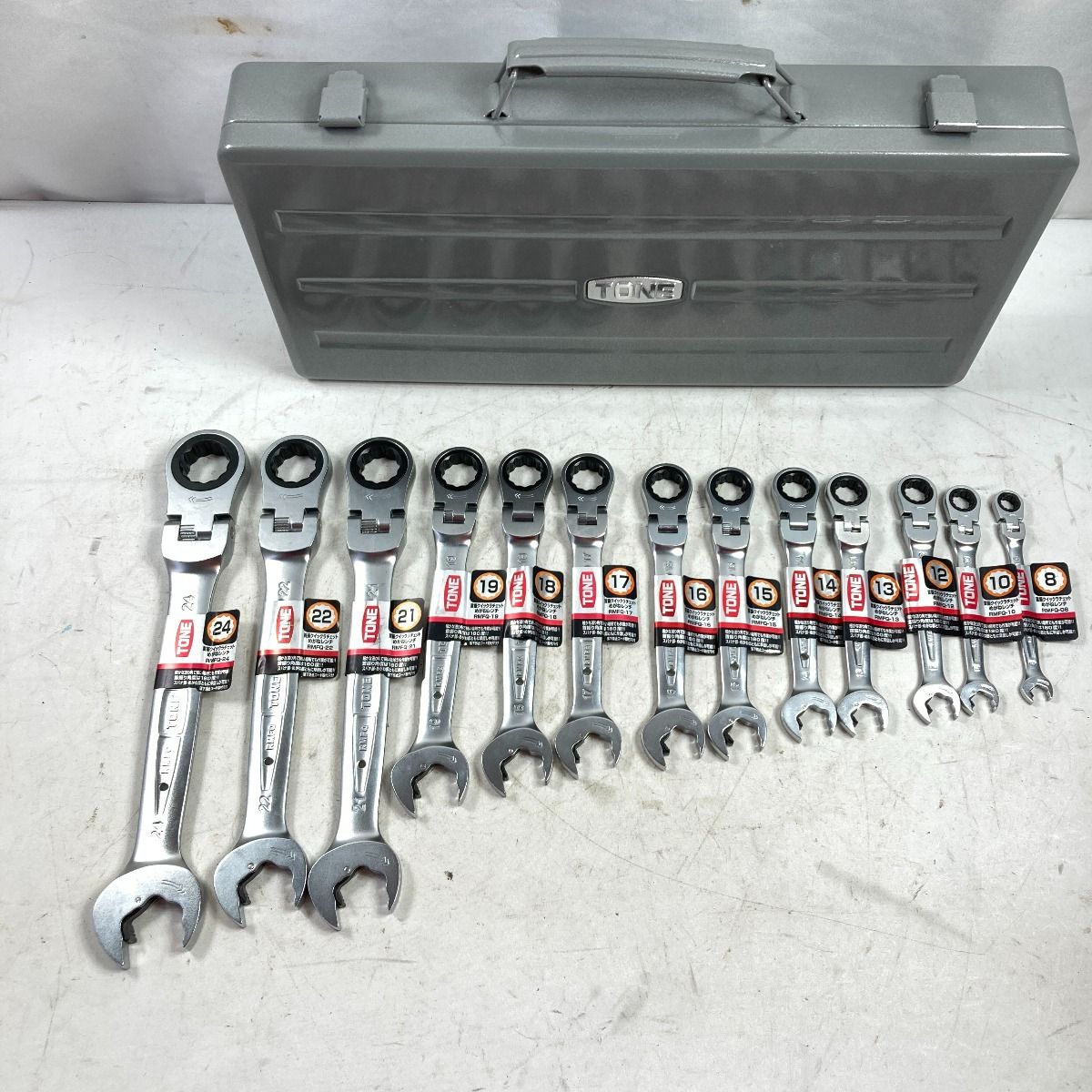 トネ(TONE) 首振ラチェットめがねレンチセット RMF700 ブラック 内容7点 トネ(TONE) 首振ラチェットめがねレンチセット RMF700 ブラック 内容7点