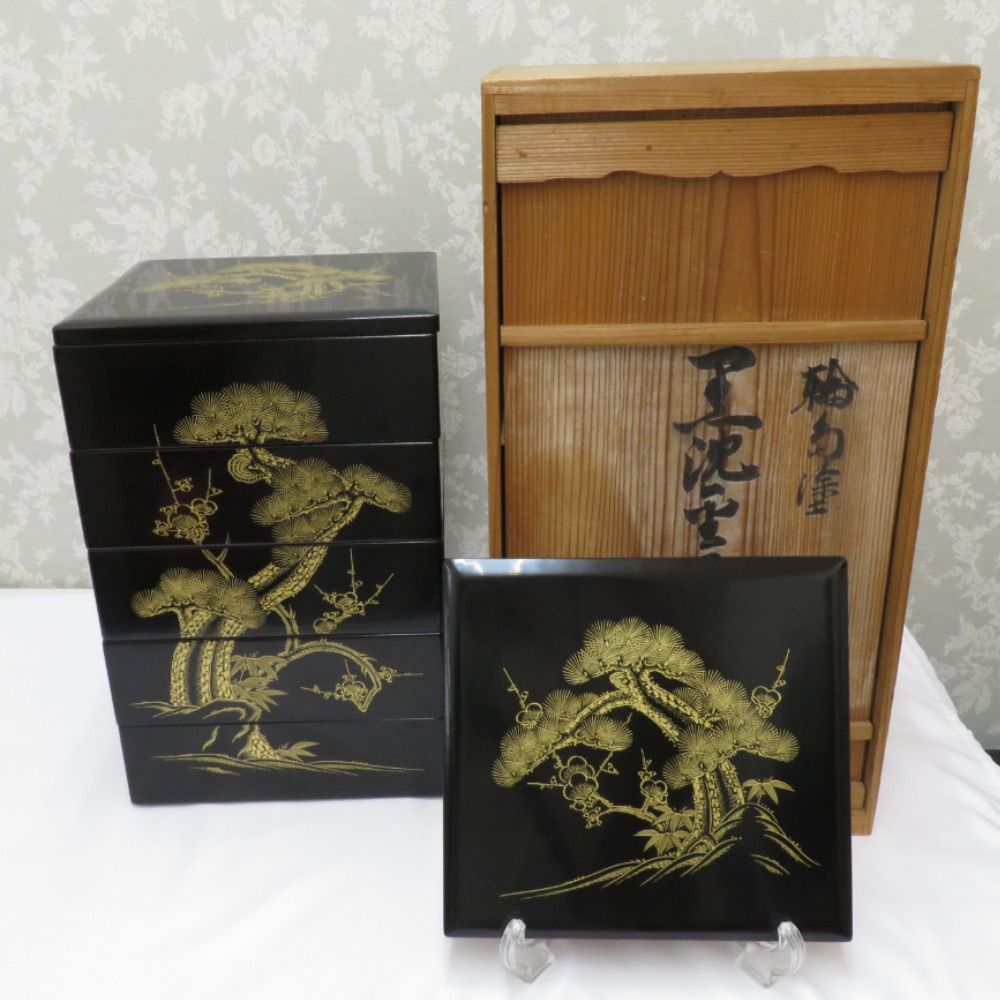 【ご予約品】 昔のお重 漆塗り 5段 伝統工芸品 重箱