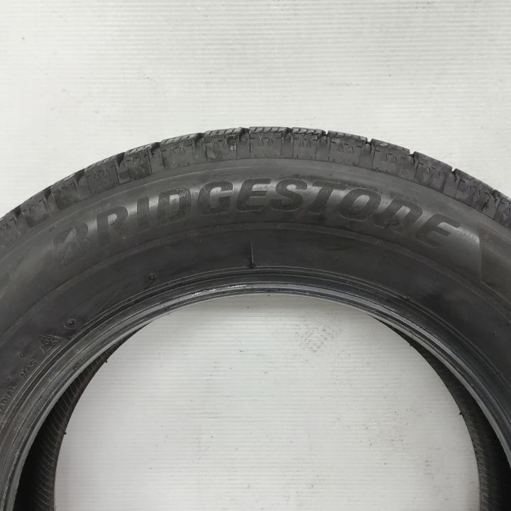 0 T 25023 スタッドレスタイヤ ブリヂストン BLIZZAK VRX 2 225 60 R 17 4本セット