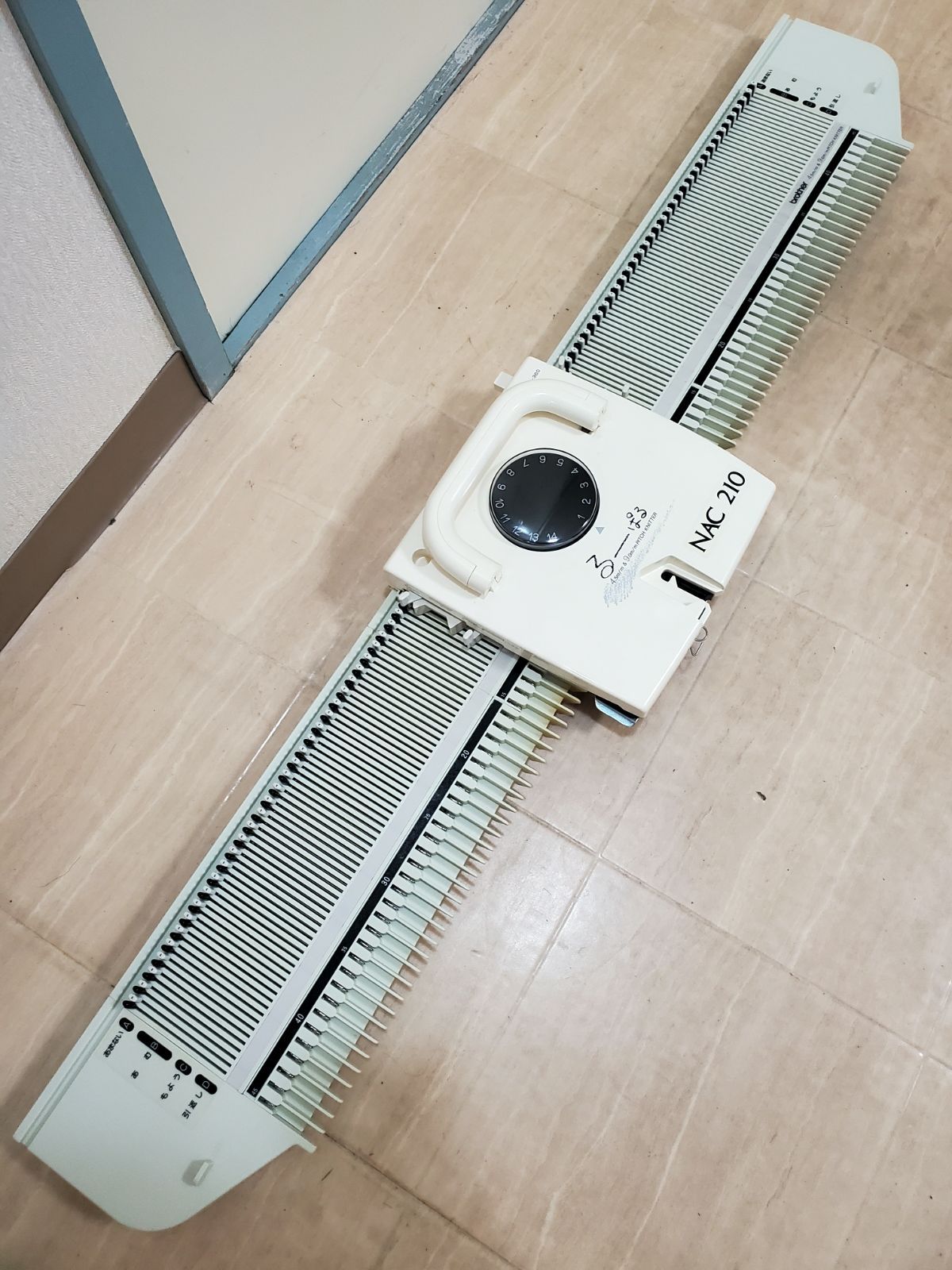 ブラザー　編み機　るーぱる　KH-360 1台で4.5/9ピッチ両方編める！？brotherの家庭用編み機 るーぱる