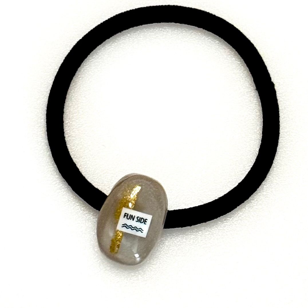 レジンヘアゴム シンプル - メルカリ