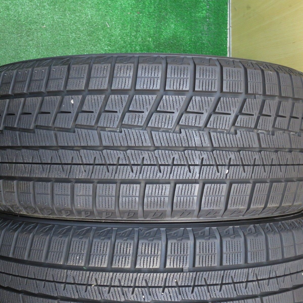 送料無料] ほぼ未使用スタッドレス 215/45R17 ヨコハマ アイスガード 