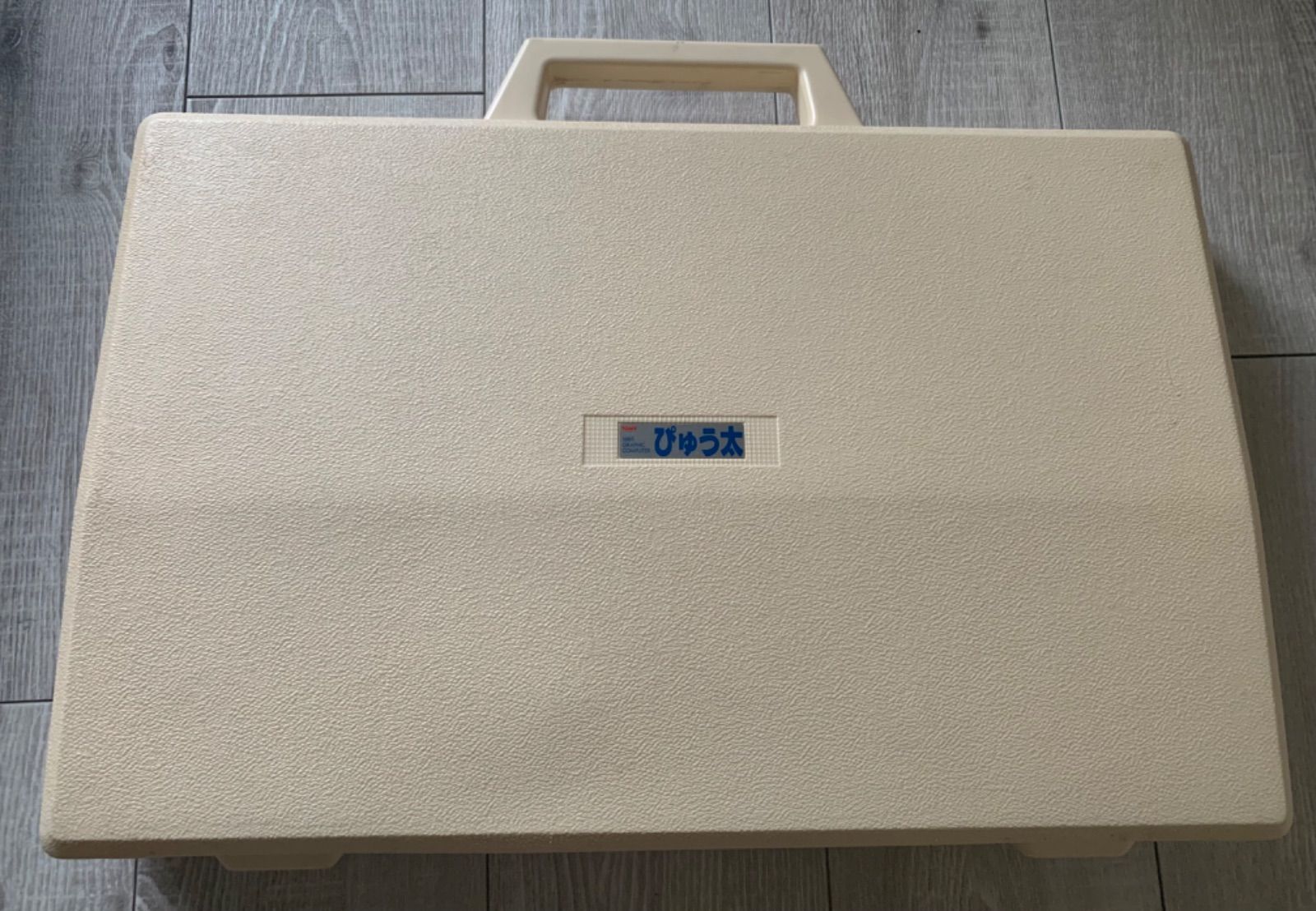 貴重TOMY ぴゅう太　本体　ソフト4本とマニュアル付き　ジャンク　動作未確認 貴重TOMY ぴゅう太 本体 ソフト4本とマニュアル付き ジャンク 動作