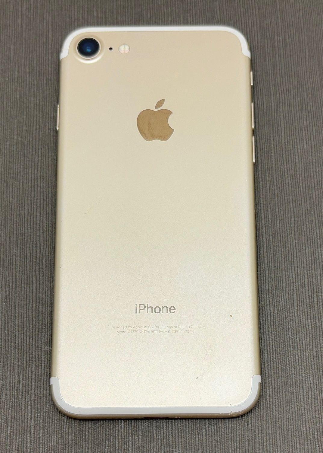 【中古ジャンク品】iPhone 7 Gold 128GB 中古ジャンク品】iPhone 7 Gold 128GB