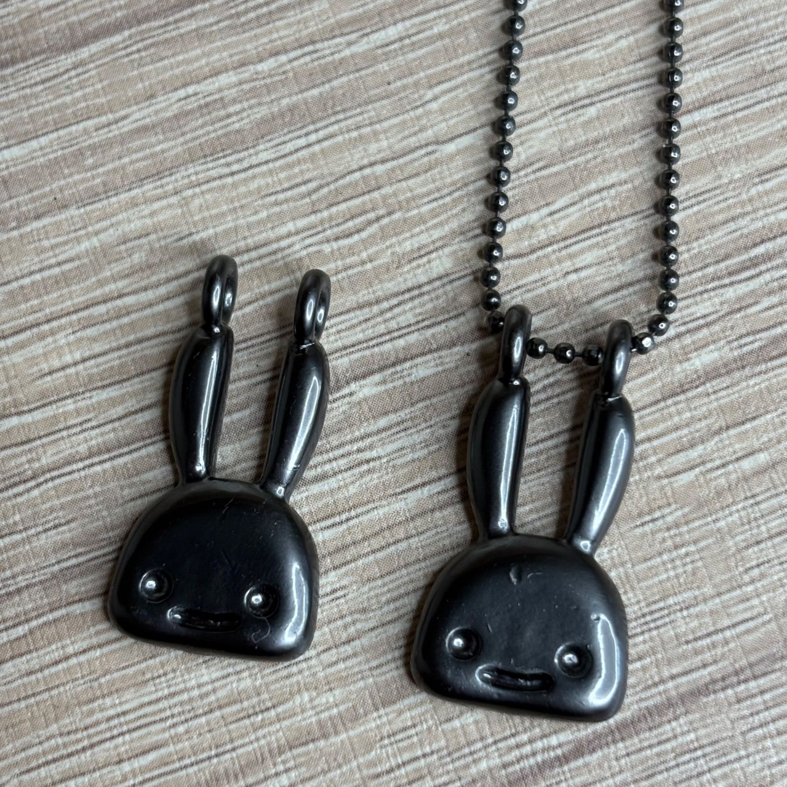 激レア 入手困難 cune キューン シルバー 立体ウサギ ネックレス 立体ウサギ1匹ネックレス｜ウサギがいる｜CUNE ONLINE STORE