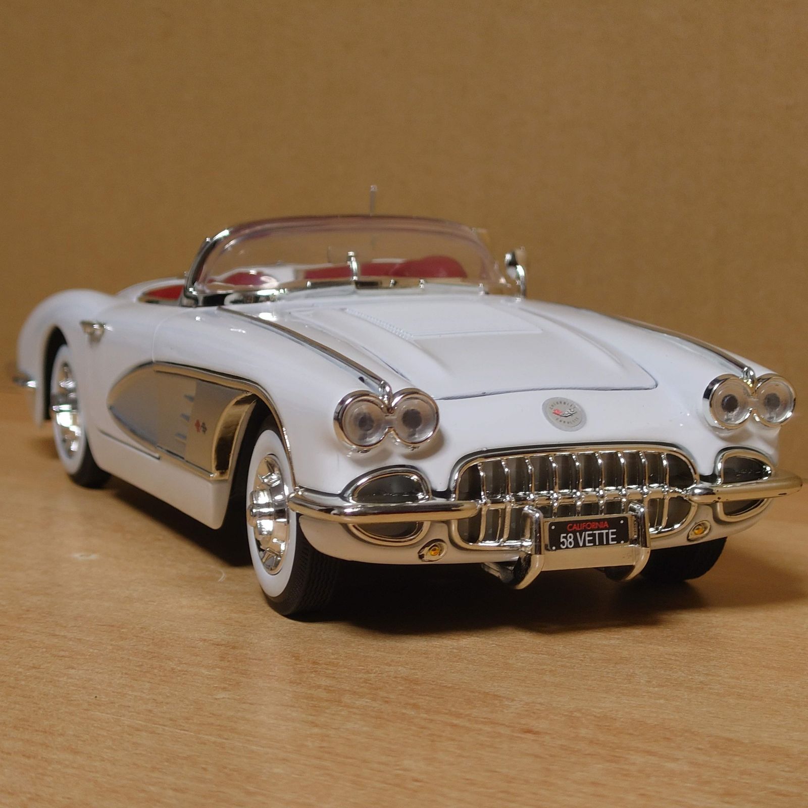 1/18 シボレーコルベット C1 1958 ホワイト Chevrolet - メルカリ