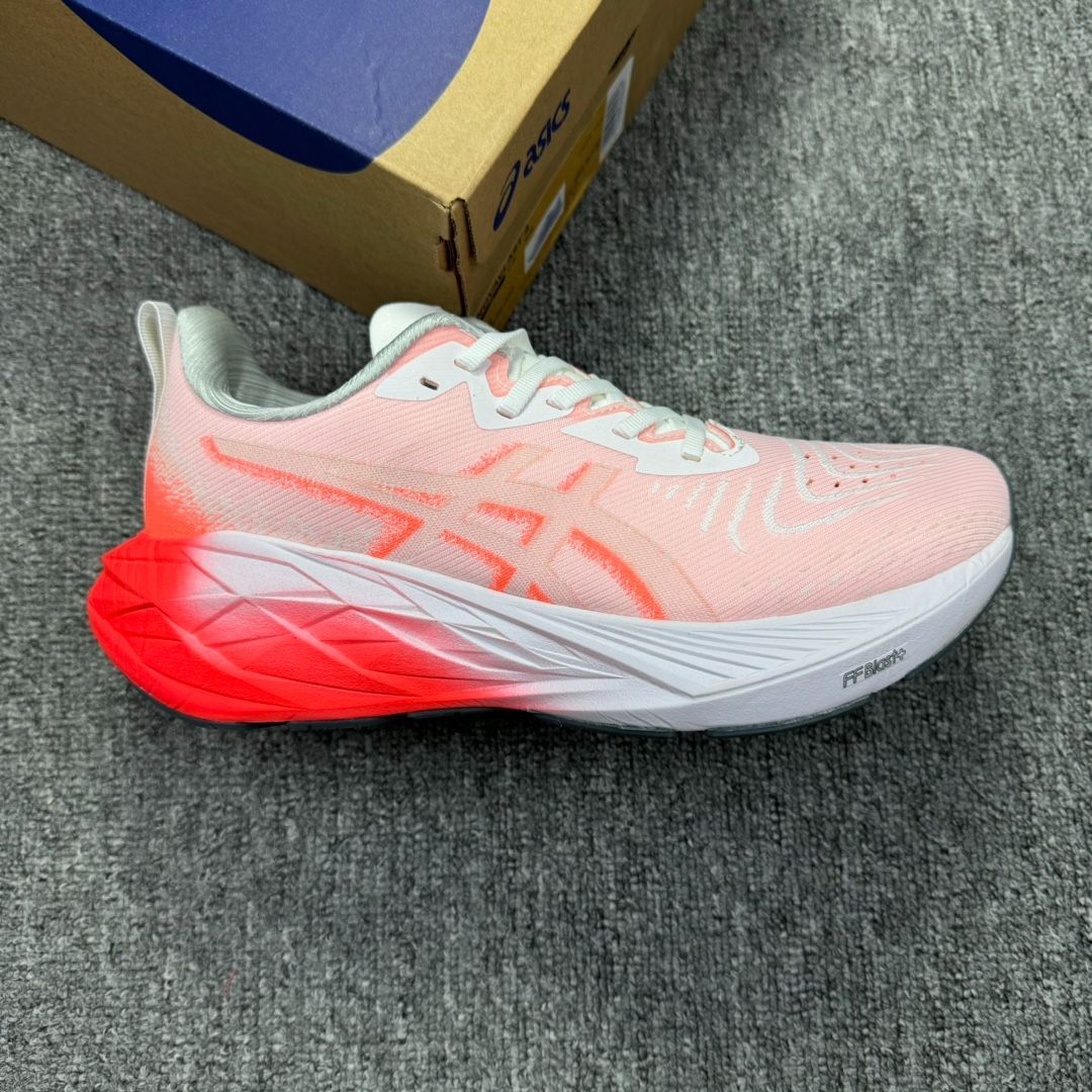 新品未使用 Asics Novablast 4 減震耐磨 低トップランニングシューズ 男女同型 白赤 - メルカリ