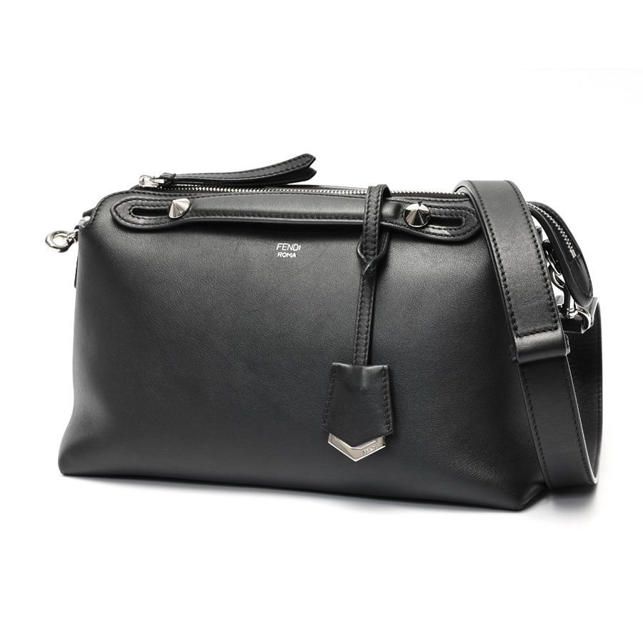 FENDI バイ ザ ウェイ ミディアム ブラックレザー ボストンバッグ 黒 FENDI バイ ザ ウェイ ミディアム ブラックレザー ボストンバッグ 黒