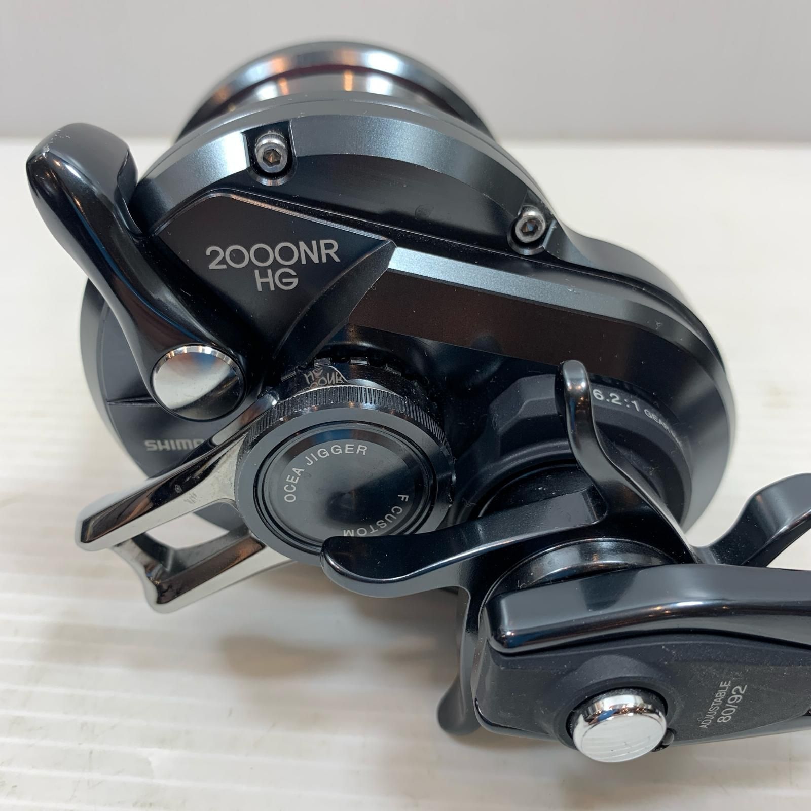 ττSHIMANO シマノ ベイトリール オシアジガー2000NRHG F CUSTOM 04004