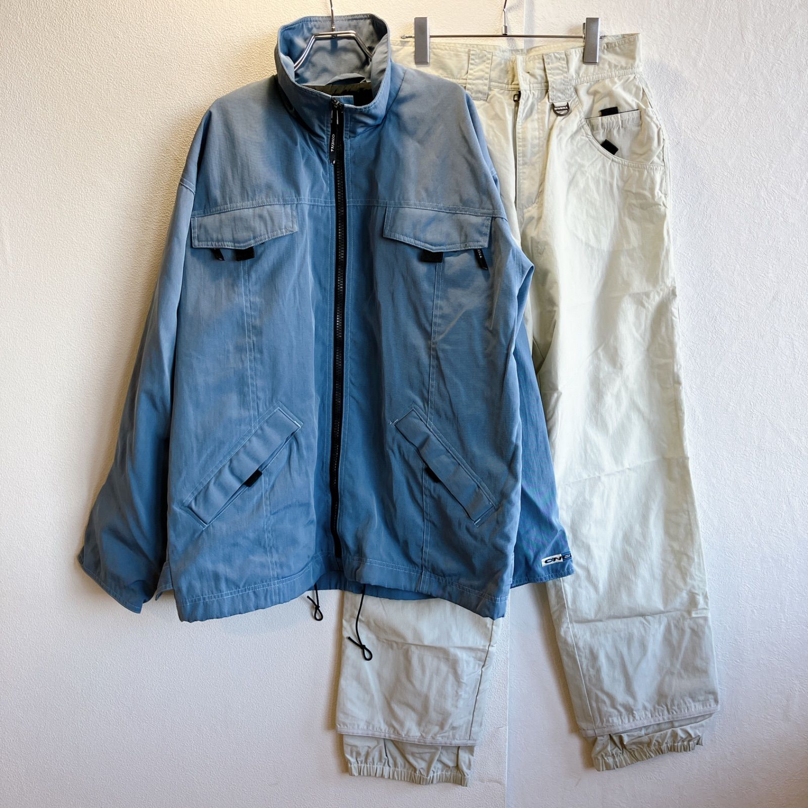 メンズLサイズ：オニール【O'NEILL】マウンテンパーカー風・スノージャケット/スキーウエア上衣・スキーウエア上衣：BEG　定価：26，000+税 オンライン セールファッション - ONEILL マウンテンパーカー スノー