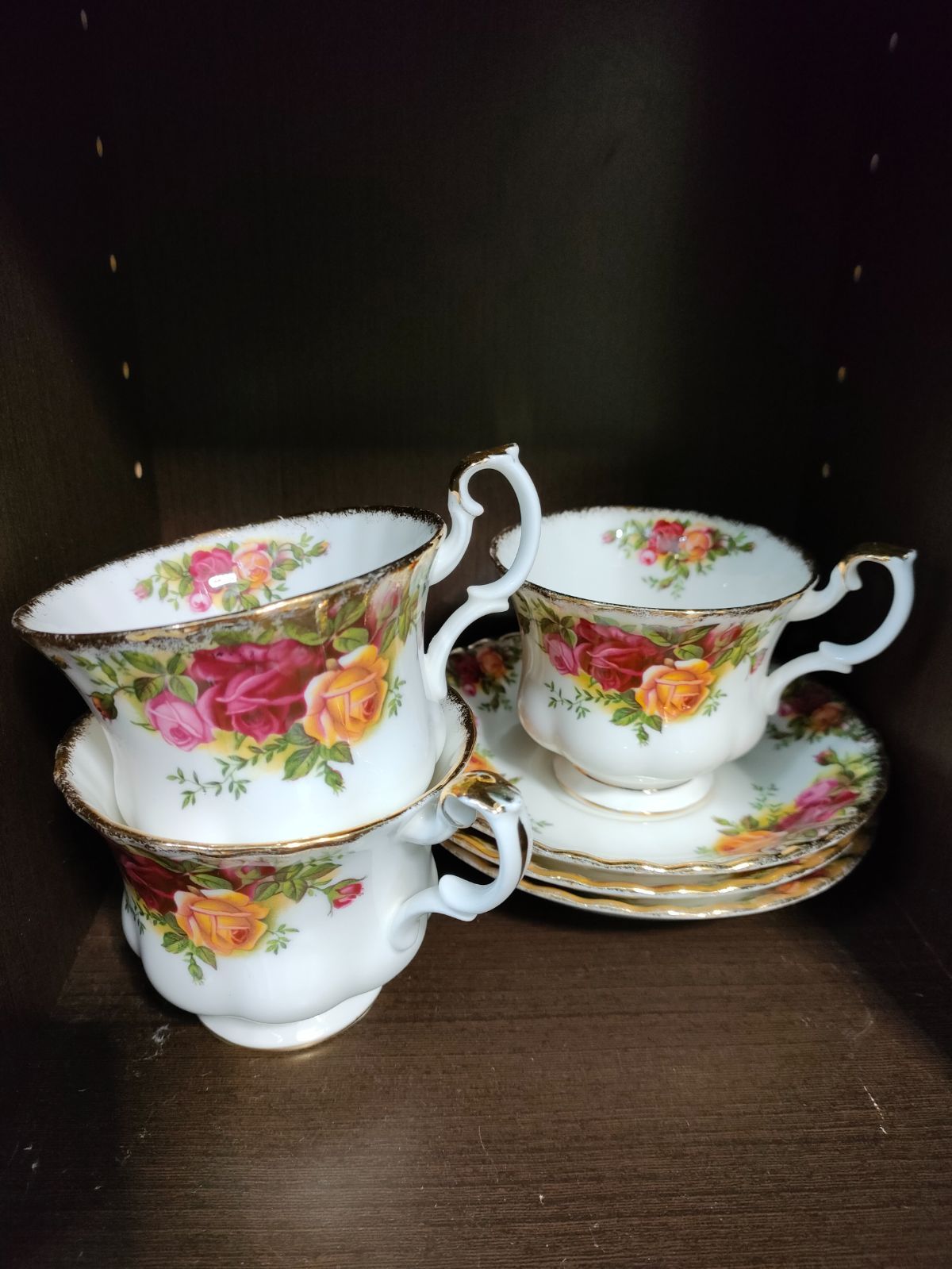 ◇ROYAL ALBERT カップ＆ソーサー3客セット ロイヤルアルバート - メルカリ