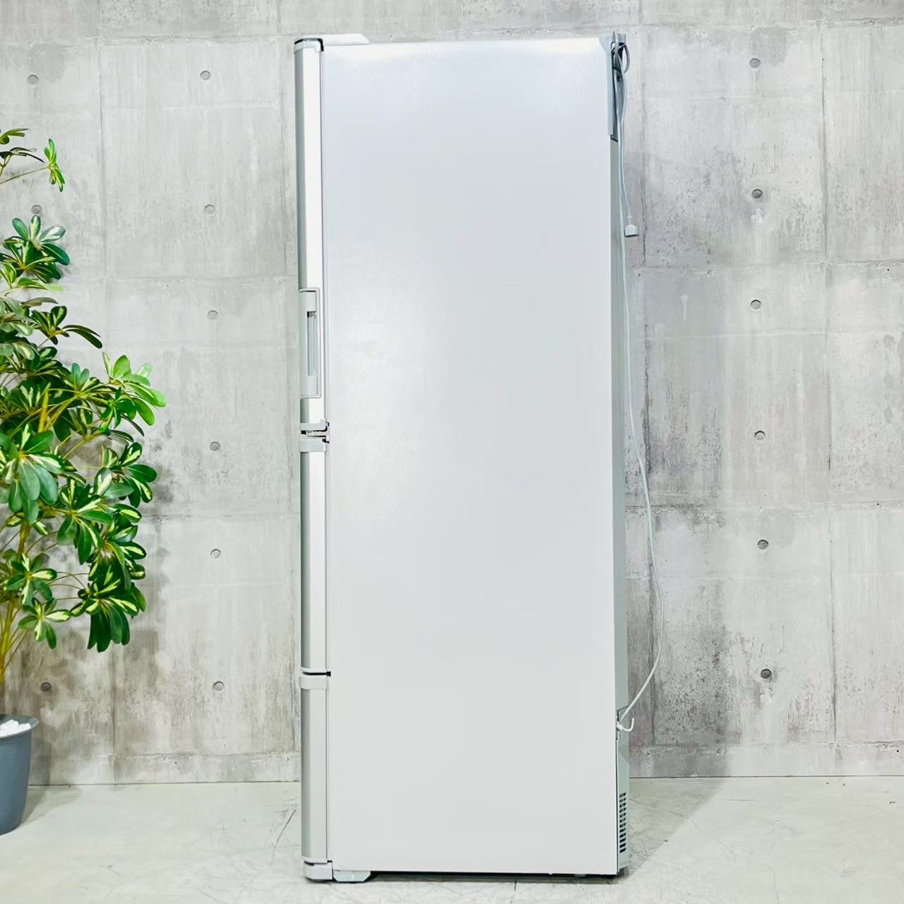 3ドア冷蔵庫 350L