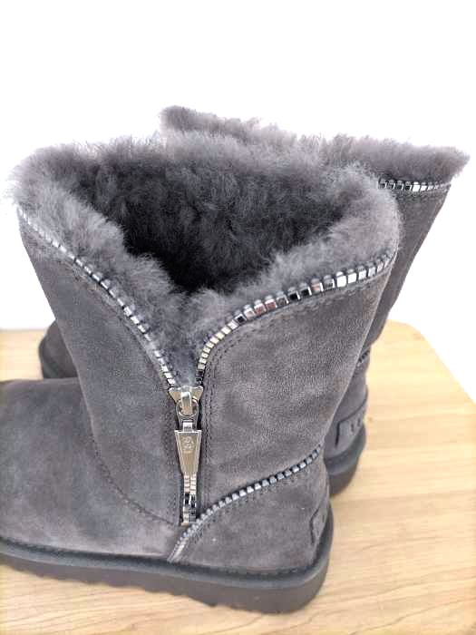 人気の福袋 【おしゃれ】 新品、未使用 アグ UGG FLORENCE