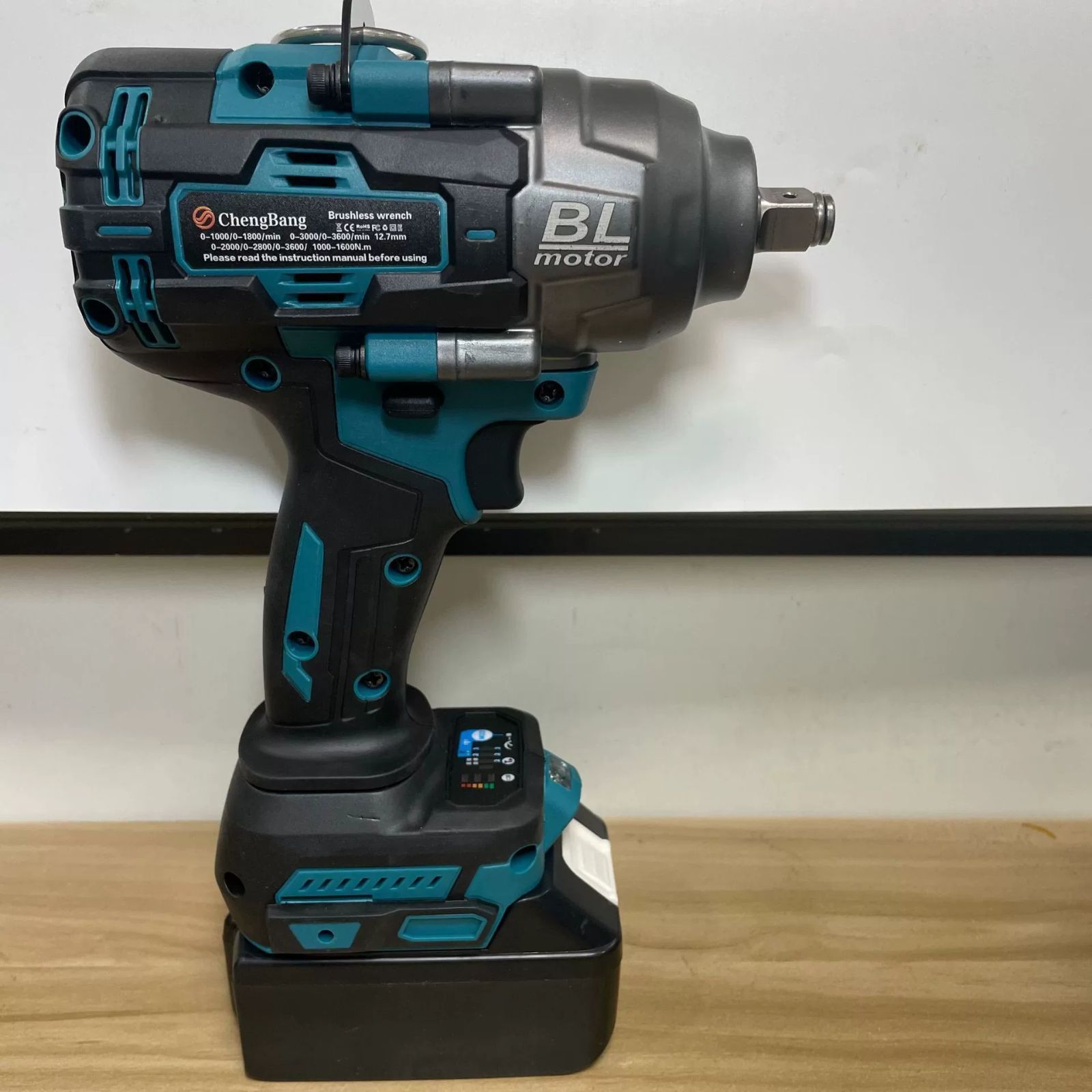 正規品 電動インパクトレンチ トルク 1000N M ブラシレスモーター搭載 マキタmakita18Vバッテリー 併用正逆転両用 LEDライト付き HRDEVELOPMENT_JP