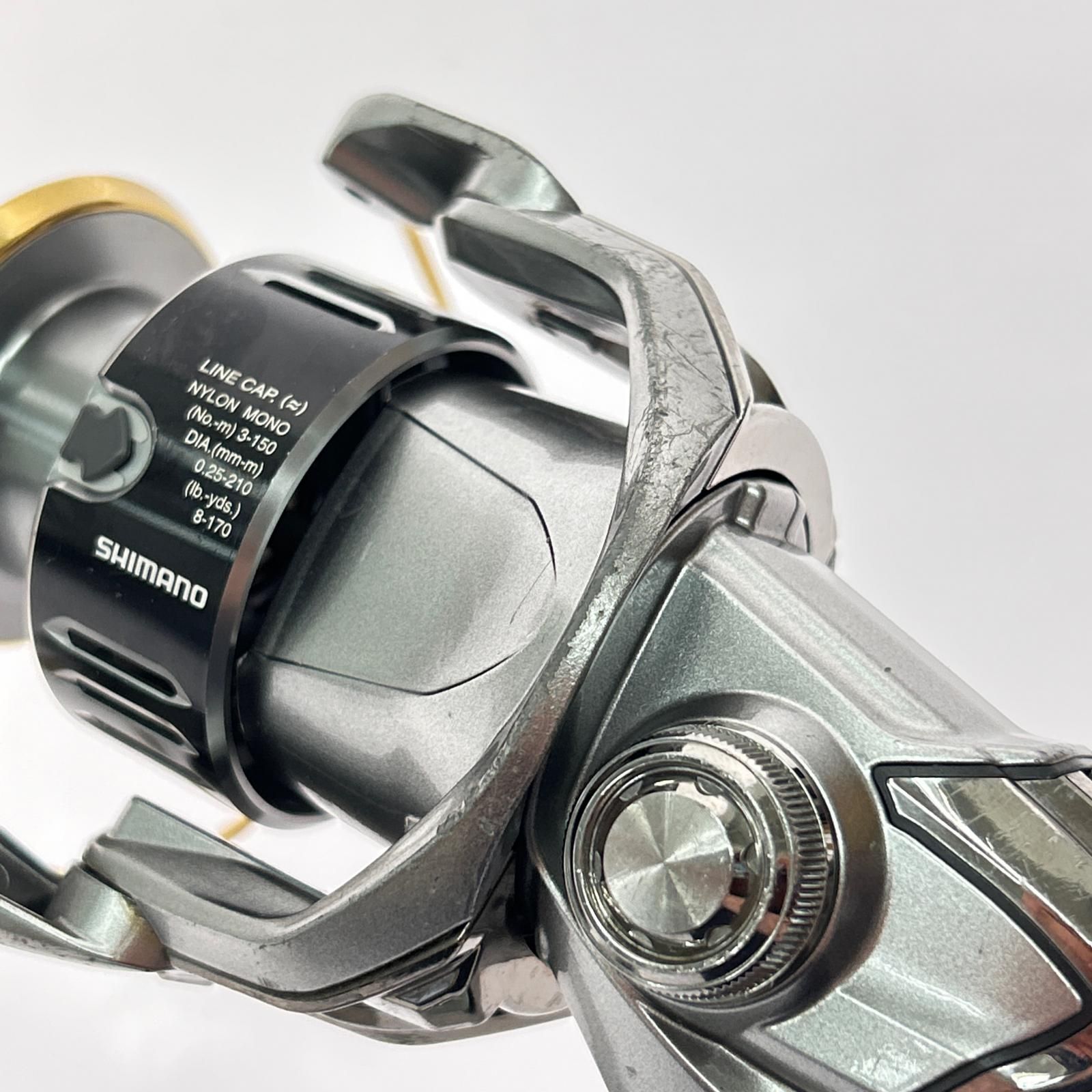 ▽▽SHIMANO シマノ スピニングリール TWIN POWER C3000HG 03370