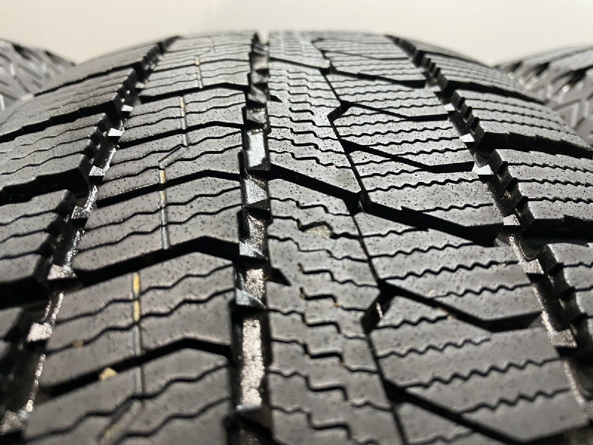 ☆送料込☆2021年製☆バリ溝☆TOYO オブザーブ ギズ2 195/60R17 走行短め】TOYO OBSERVE GIZ2 195/60R17 17インチ スタッドレス 4本 23