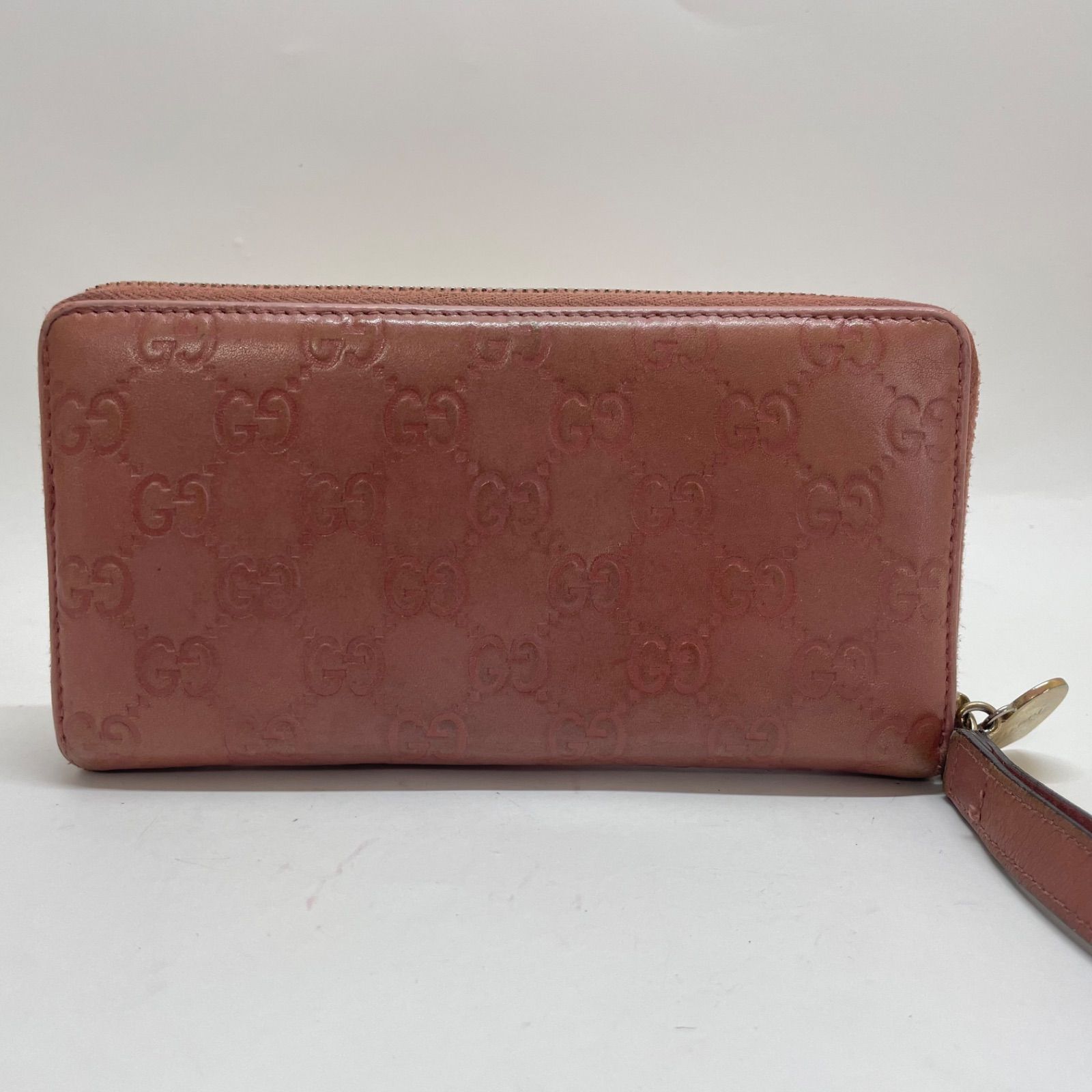 1475 グッチ 長財布 シマレザー ピンク チャーム付き ラウンドファスナー 1475 GUCCI グッチ 長財布 シマレザー ピンク チャーム付き