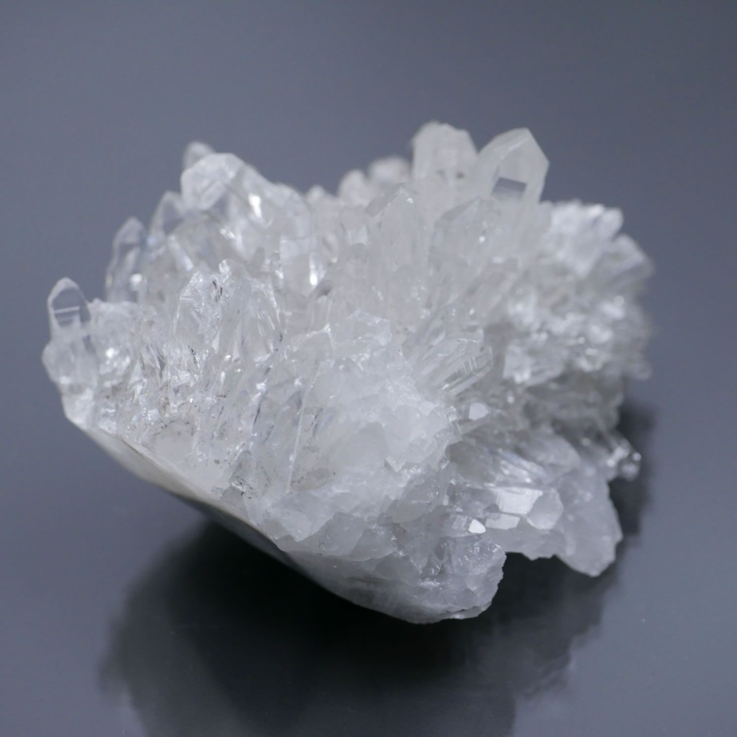 菊花水晶 クラスター AAA 最高級品質 610 四川省産 菊花水晶 クラスター 1点物 約150g(レインボー部分