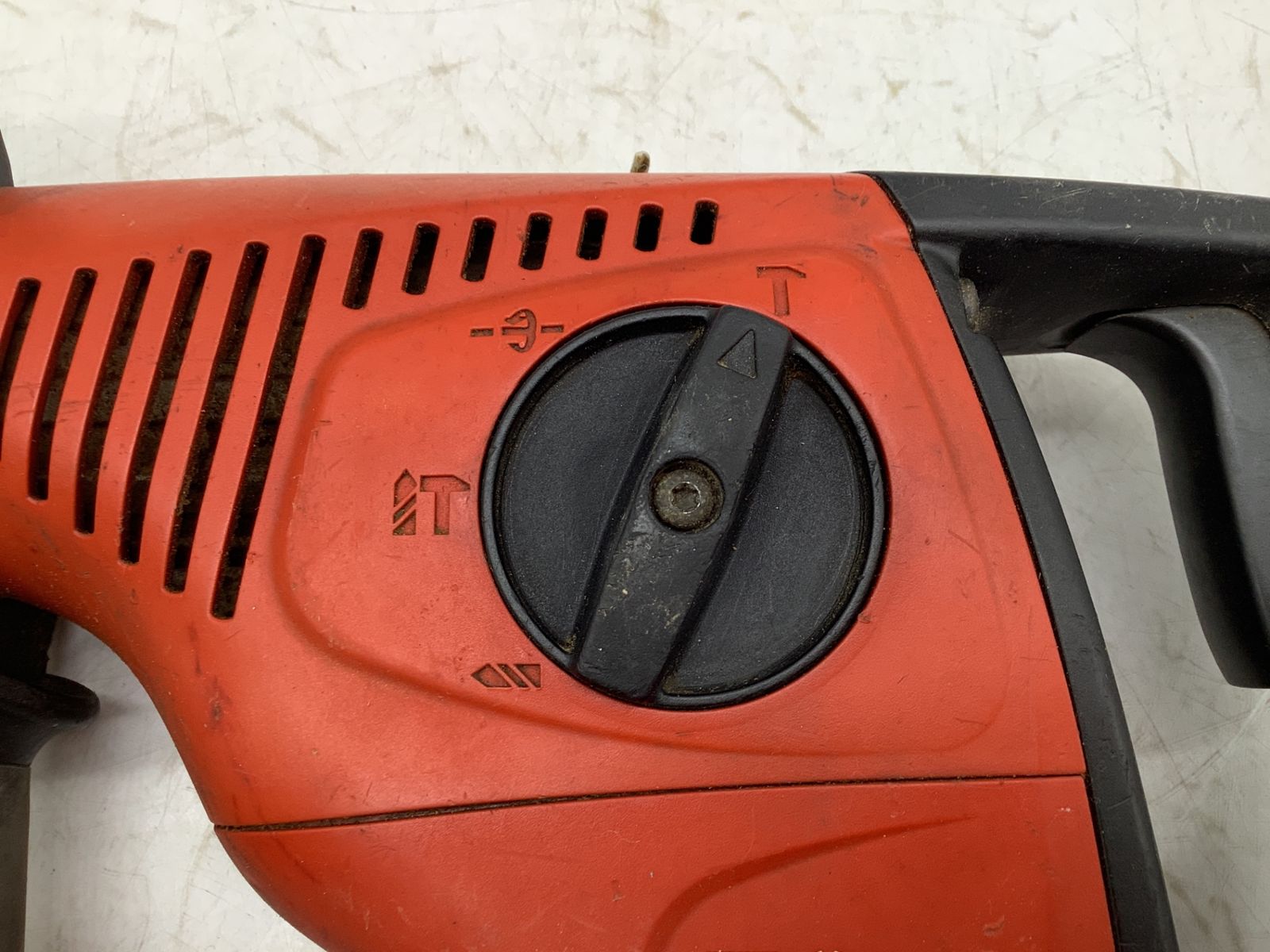 HILTI|ヒルティ
