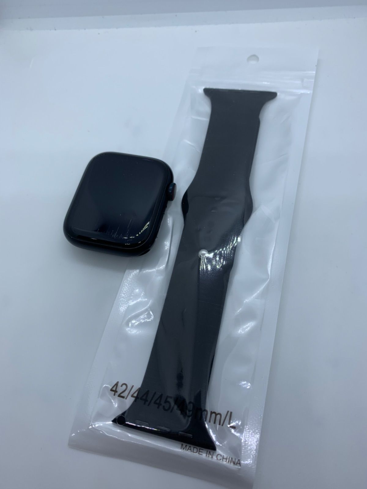 【品】 Apple Watch Series 8 GPS+Cellular アルミニウム (45mm) ミッドナイト