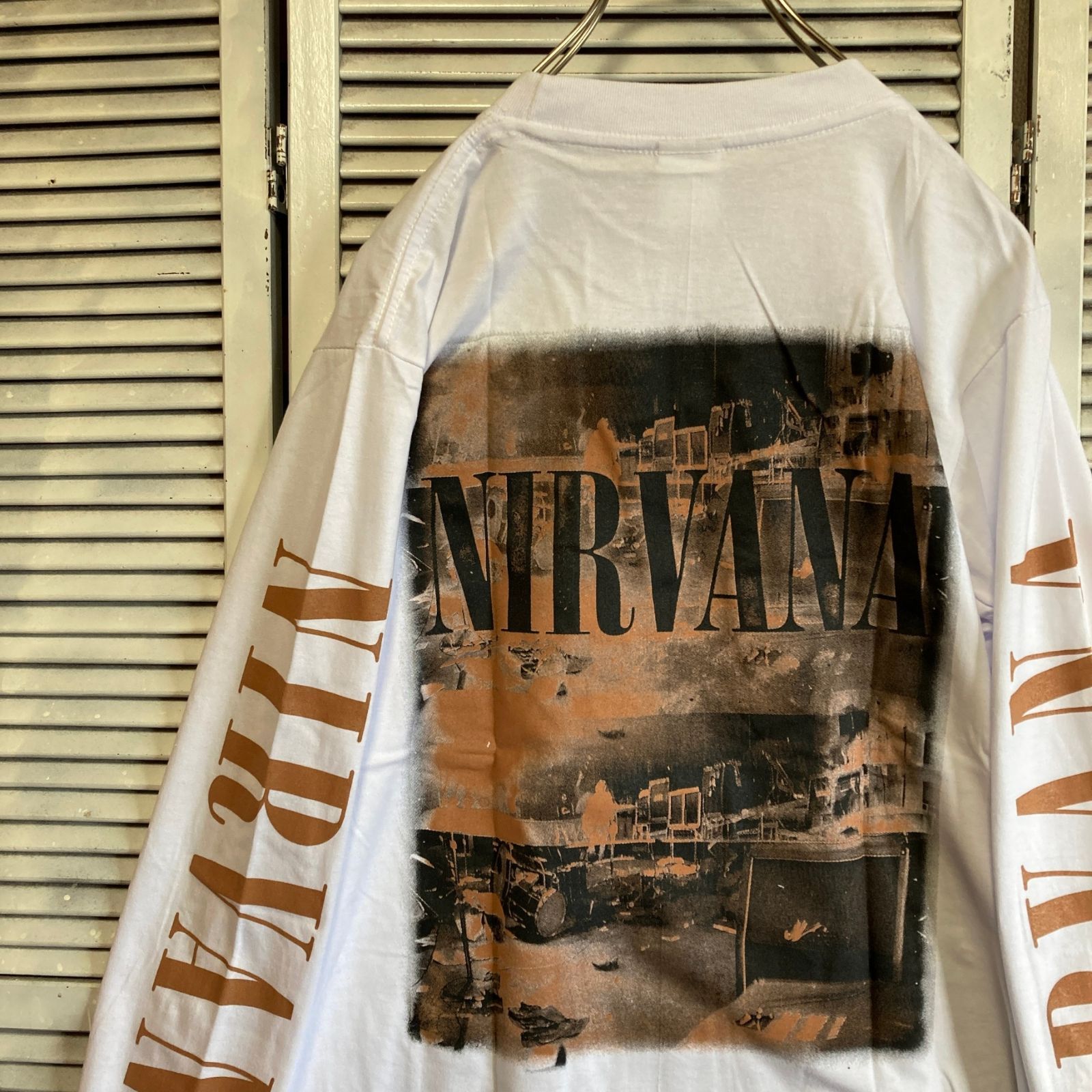 ⭐︎ ニルバーナ NIRVANA カートコバーン 白 長袖 Tシャツ ロック