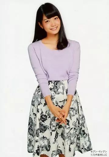 乃木坂46 深川麻衣　ハルジオンが咲く頃　個別生写真5種コンプ　直筆1枚入り Amazon.co.jp: 乃木坂46 深川麻衣 ハルジオンが咲く頃 選抜ver
