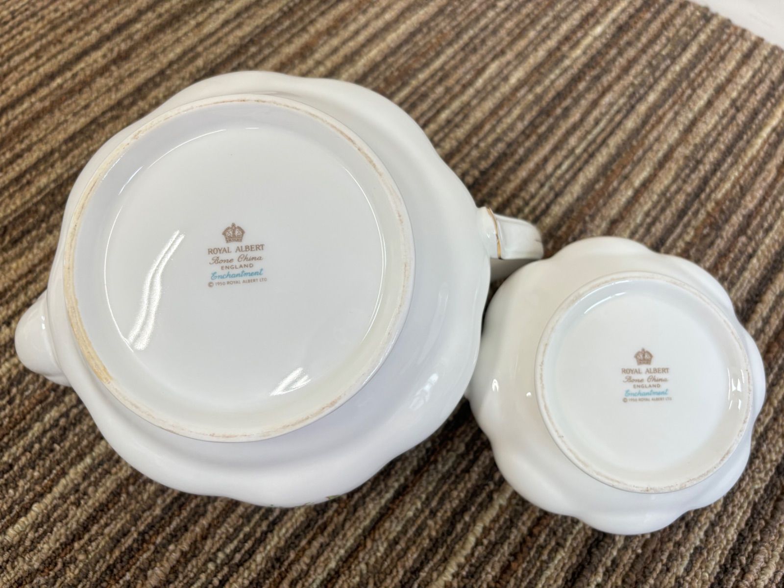 希少 ROYAL ALBERT ロイヤルアルバート エンチャントメント 