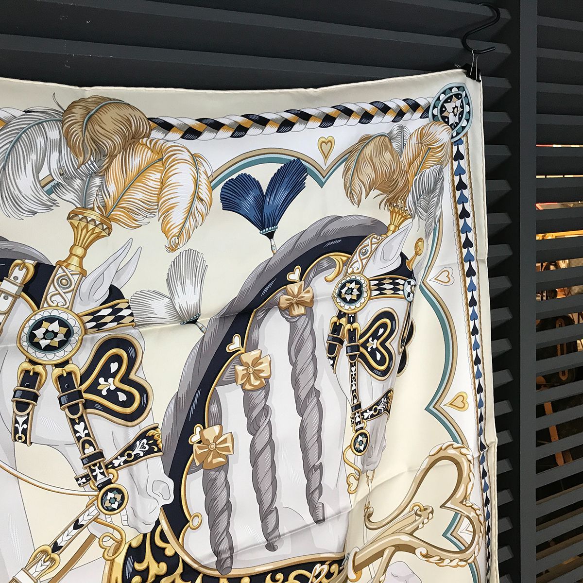 新品未使用】エルメス カレ90 アルネ・ドゥ・クール HERNAIS DE COEUR 